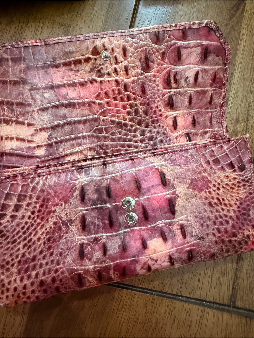 Brahmin Red-Pink Croc-Embossed Leather Clutch Wallet - Picture 3 of 6